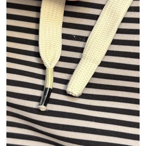 RVCA Stretch Mens Beige Navy Striped Board Shorts Swim Trunks Size 38 Beach - Picture 5 of 8